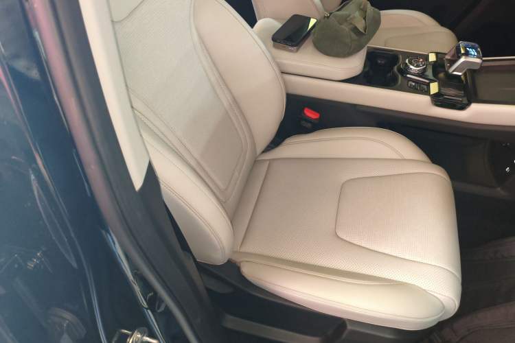 Used JETOUR Shanhai T1 2025 150 km to the Lake
