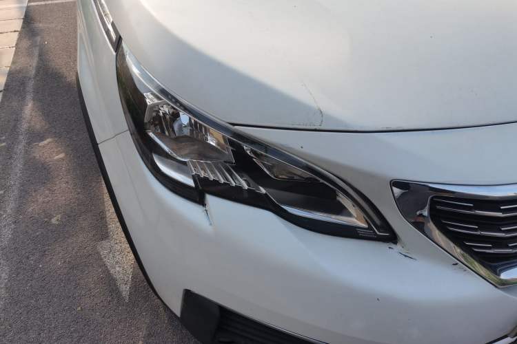 Used Peugeot 5008 2017 380THP 7-Seater Elite Edition
