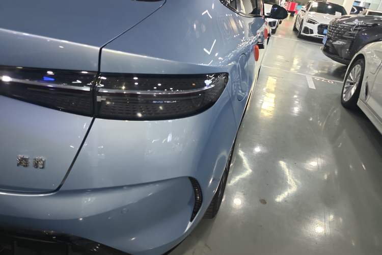 Used BYD Seal 2022 550 km Standard Range Rear-Wheel Drive Elite Version
