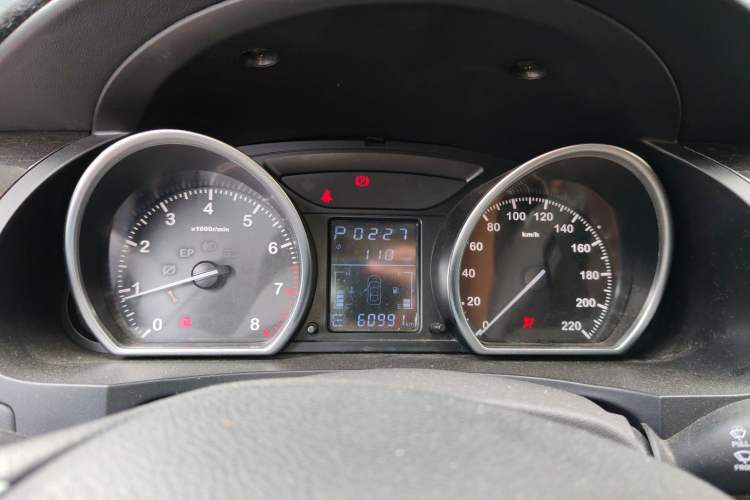 Used Zotye T600 2016 2.0T DCT Prestige Edition Instrument Cluster