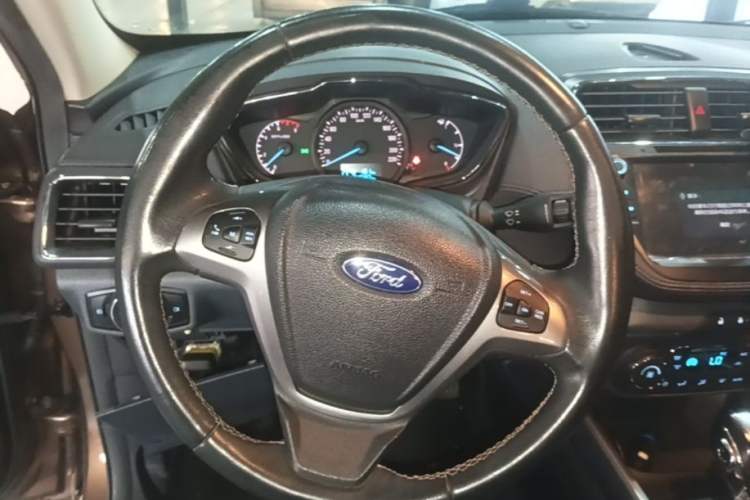 Used Ford Escort 2017 Happiness Edition 1.5L Automatic Fashion Version