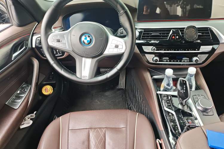 Used BMW 5 Series New Energy 2022 Second Facelift 535Le M Sport Package Steering Wheel