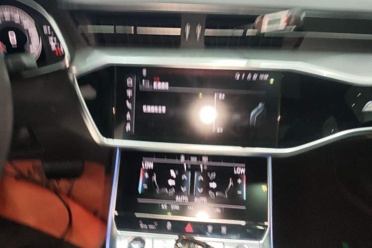 Used Audi A6L 2023 45 TFSI Prestige Dynamic Edition Audio And AC Panel