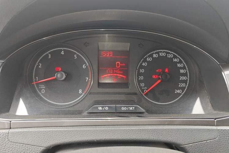 Used Volkswagen Santana 2016 1.6L Manual Comfort Edition Instrument Cluster