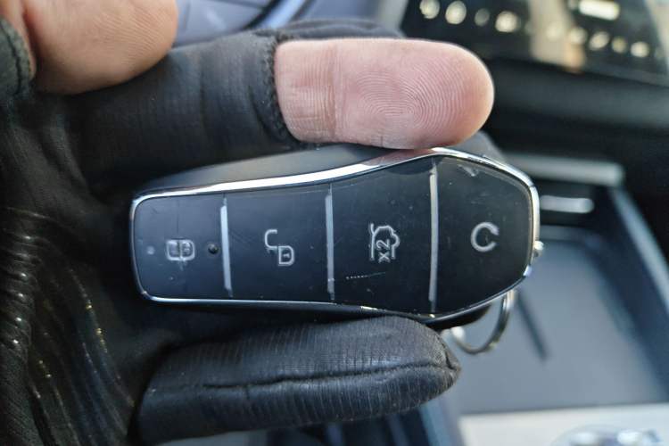 Used BYD Seal 06 New Energy 2025 DM-i Smart Drive 80KM Prestige Model
