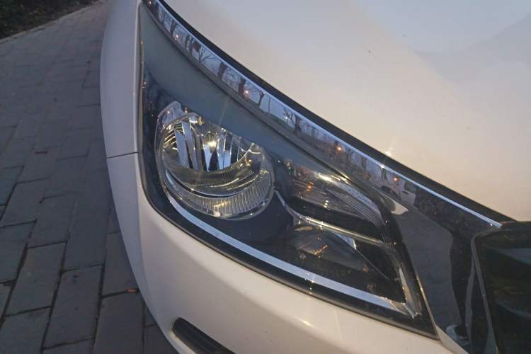 Used Venucia T70 2016 1.6L Manual Ruixing Edition