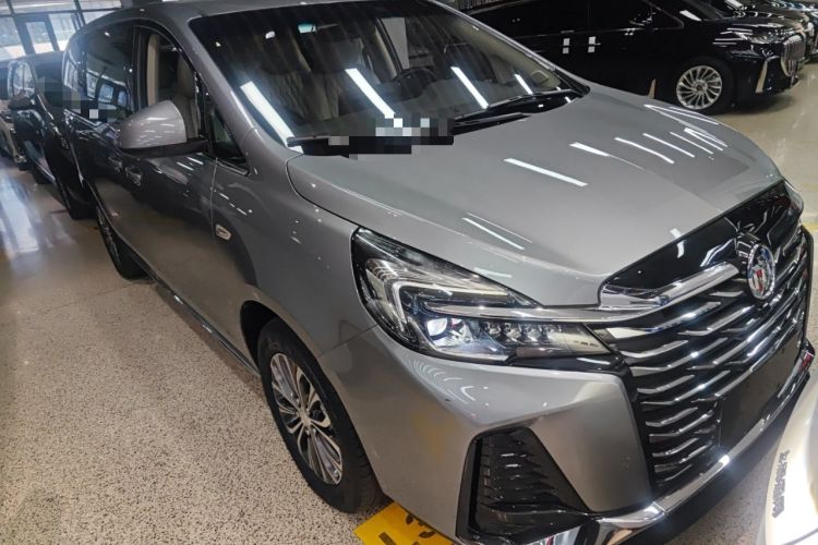 Used Buick GL8 2023 Land Executive Class Smart Enjoyment Model