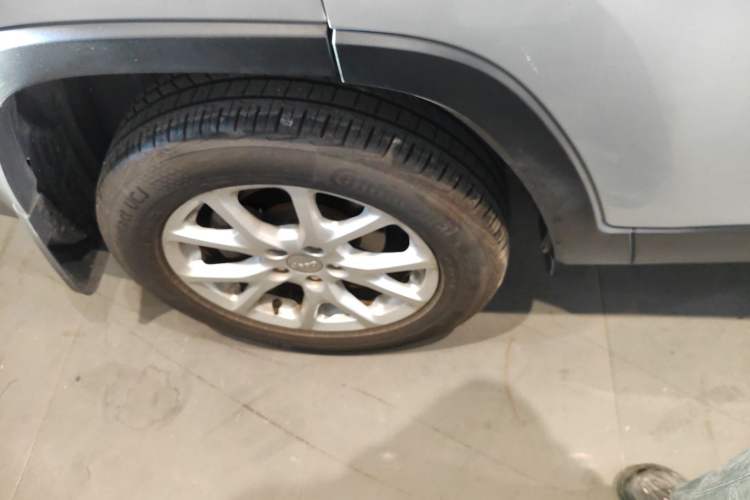 Used Jeep Cherokee 2016 2.4L Leading Edition
