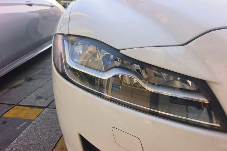 Used Jaguar XFL 2018 XFL 2.0T 250 PS Luxury Edition
