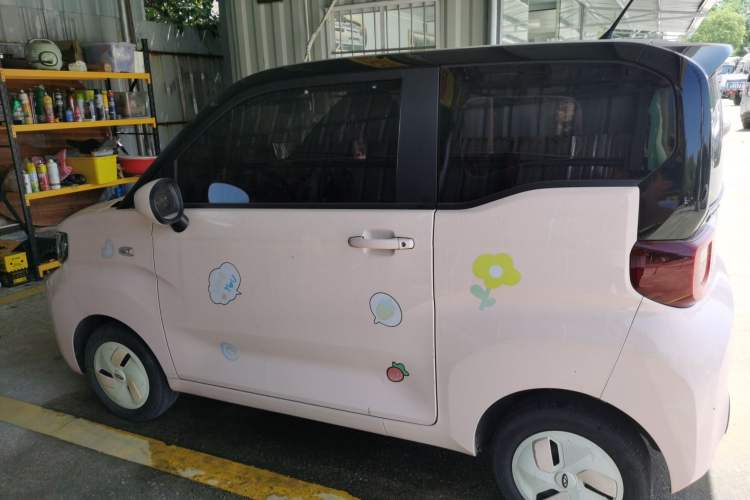 Used Chery New Energy QQ Ice Cream 2022 170km Sundae Phosphate Lithium-Ion