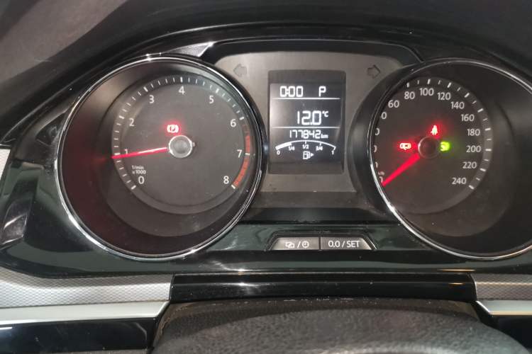 Used Volkswagen Bora 2016 1.6L Automatic Comfort Model
