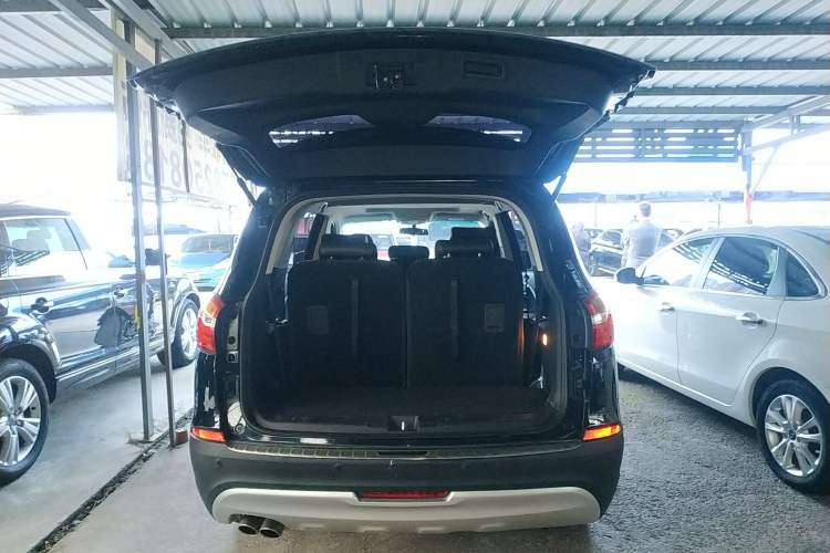 Used SWM X7 2020 2.0L Manual Comfort Version 7 Seats