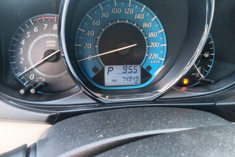 Used Toyota YARiS L Zhi Xuan 2015 1.5E Automatic Charm Edition