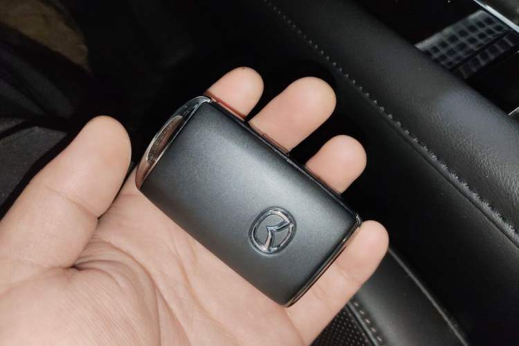 Used Mazda 3 Axela 2023 2.0L Automatic Zhiya Edition Vehicle Key