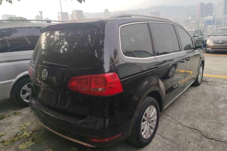 Used Volkswagen Sharan 2013 1.8TSI Standard Model
