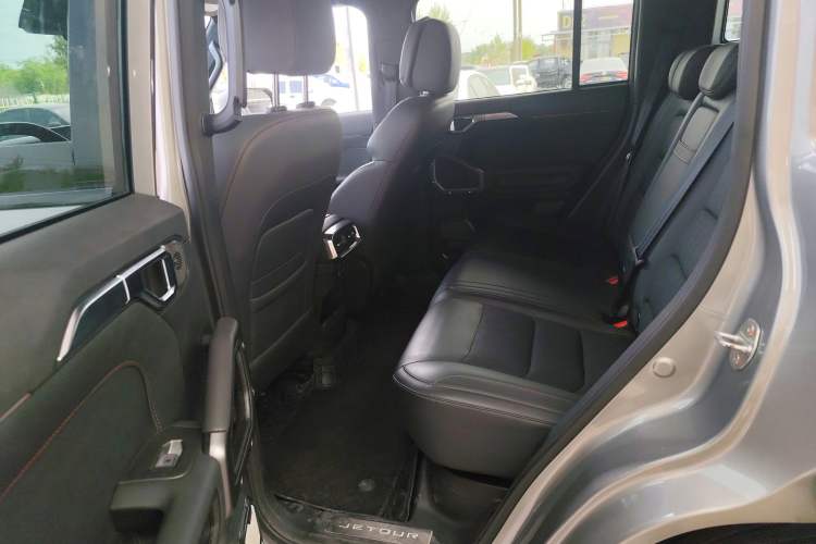 Used JETOUR Shanhai Traveler C-DM 2024 C-DM 208KM Mountain & Wilderness Edition Left Rear Seat