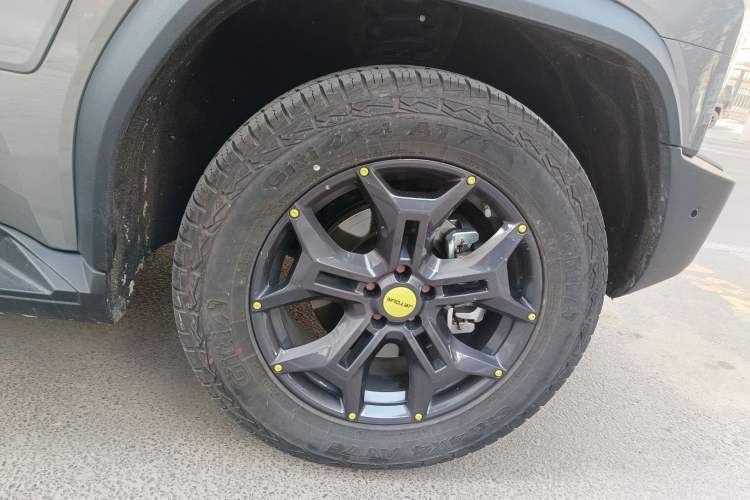 Used JETOUR Traveler 2025 2.0TD DCT XWD Cross+ Right Front Wheel Hub