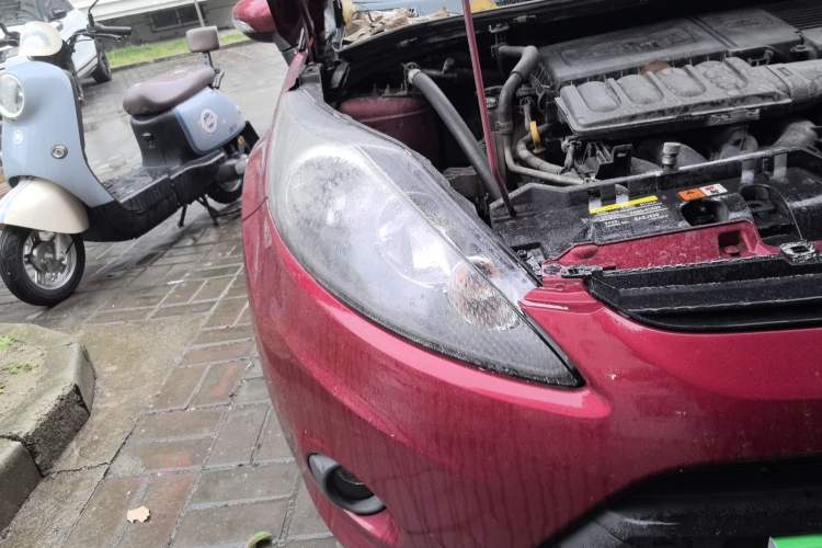 Used Ford Fiesta 2009 Sedan 1.5L Manual Fashion Edition Right Front Headlight