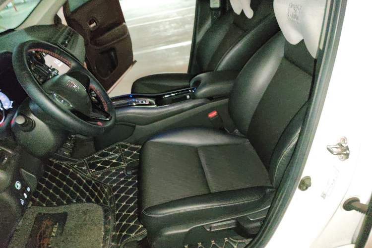 Used Honda Vezel 2019 1.5L CVT Luxury Model China VI
