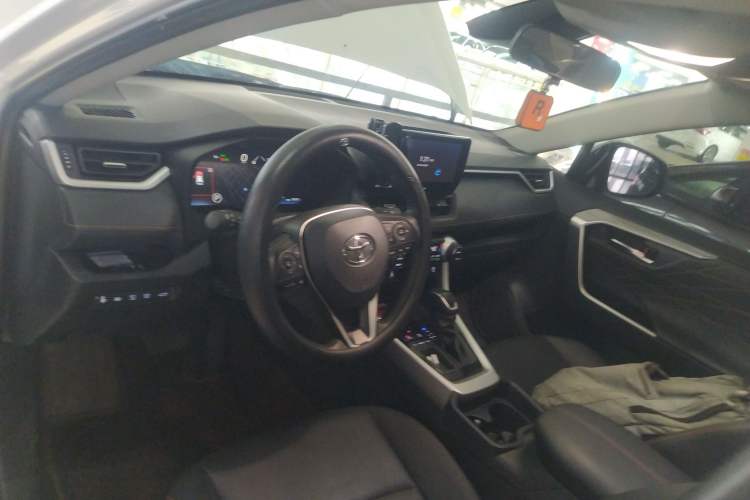 Used Toyota RAV4 2024 2.0L CVT Two-Wheel Drive Fashion Plus Edition