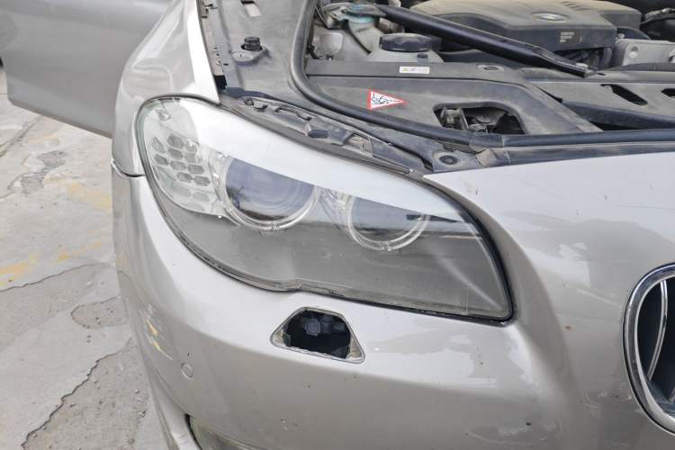 Used BMW 5 Series 2013 525Li Leading Model Right Front Headlight