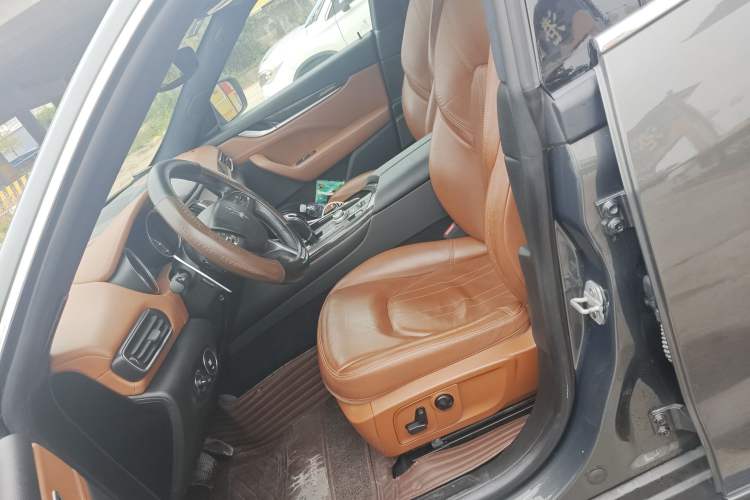 Used Maserati Levante 2016 3.0T Standard Edition Left Front Seat