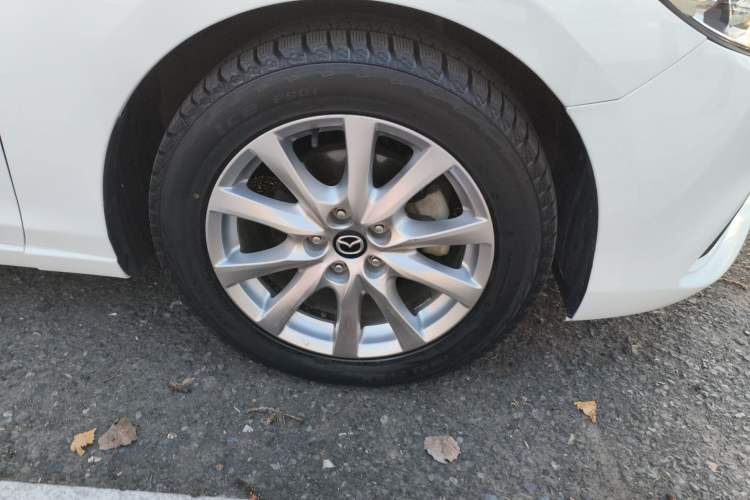 Used Mazda Atenza 2015 2.0L Blue Sky Luxury Edition Right Front Wheel Hub