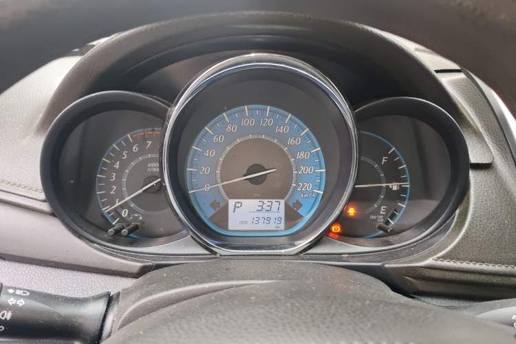 Used Toyota YARiS L Zhi Xuan 2015 1.5E Automatic Charm Edition