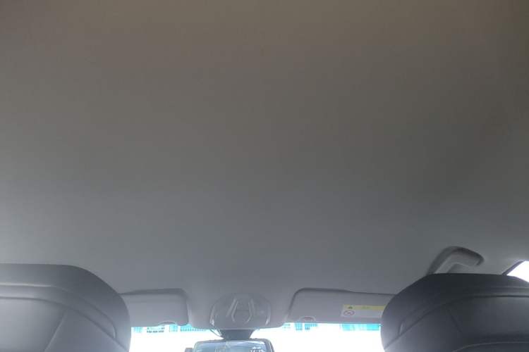 Used Baojun RC-6 2019 1.5T CVT 24-Hour Online Luxury Edition
