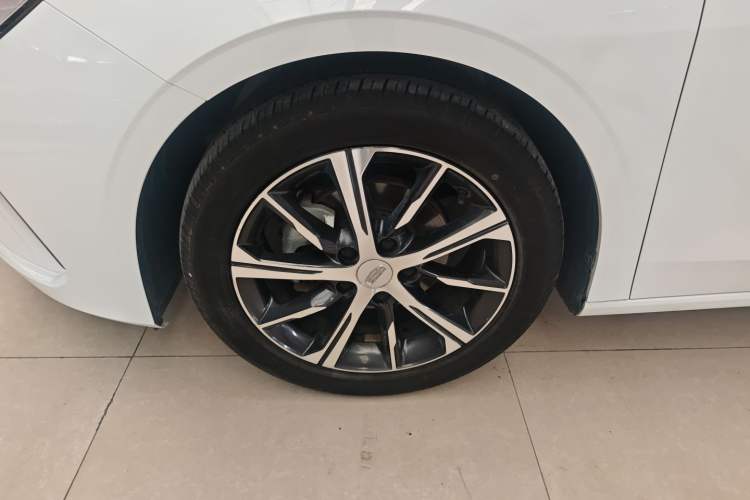 Used Geely Auto Emgrand 2022 4th Generation 1.5L CVT Luxury Model
