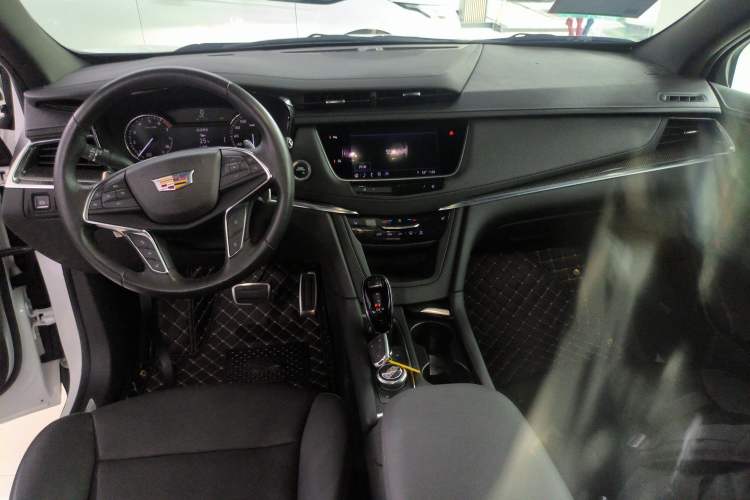 Used Cadillac XT5 2022 2.0T Four-Wheel Drive Luxury Version (Hummingbird Edition)