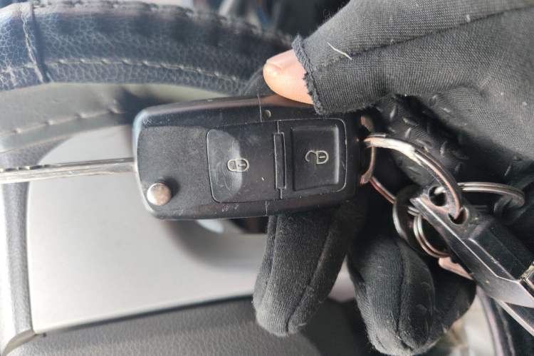 Used Hyundai Verna (older generation) 2010 Sedan 1.4L Manual Standard GL Model