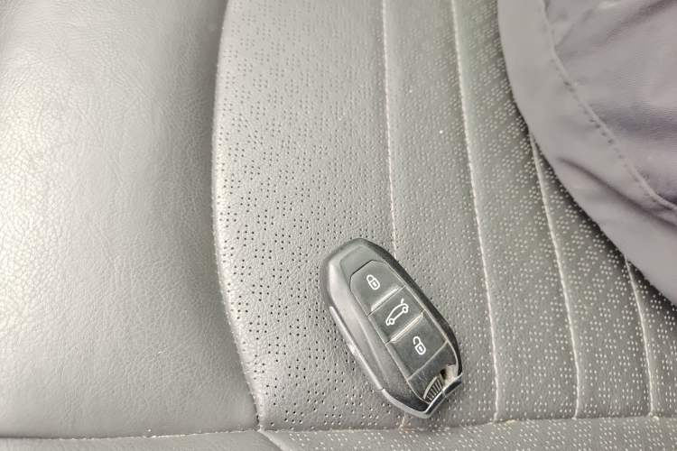 Used Citroen C6 2017 380THP Prestige Model Vehicle Key