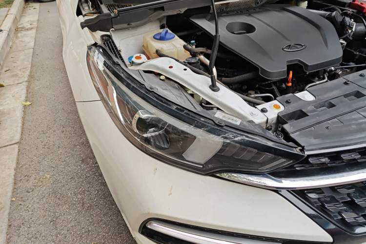 Used Chery Arrizo GX 2018 1.5T Manual Version Emission Standard China V Right Front Headlight