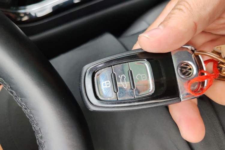 Used Volkswagen Phideon 2019 380TSI Two-Wheel Drive Business Edition China VI Standard