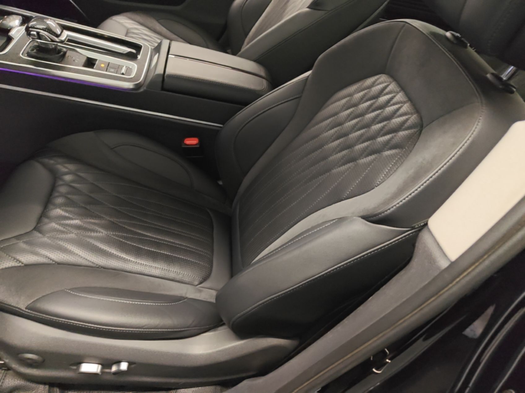 Hongqi HS5 2023 2.0T Qixiang Pro Edition — снимка 17