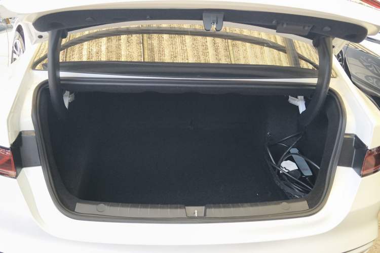 Used BYD Qin PLUS 2024 HONOR Edition DM-i 55KM Leading Model