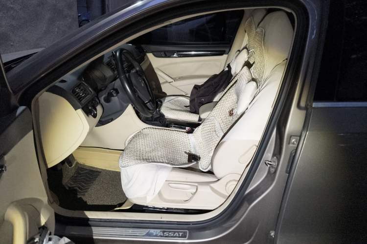 Used Volkswagen Passat 2014 1.4TSI Manual Prestige Edition Left Front Seat