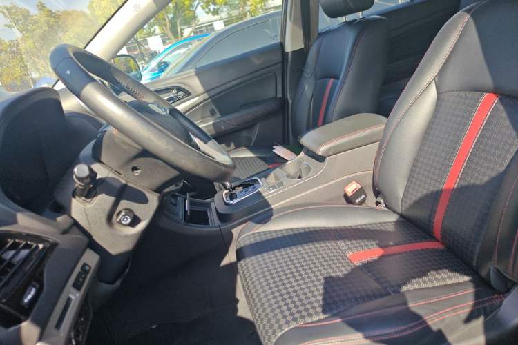 Used BYD S7 2015 2.0T Upgraded Automatic Flagship Version Left Front Seat