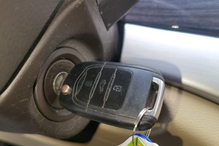 Used Baojun 730 2016 1.5L Manual Comfort Version 7 Seats China V Emission Standard
