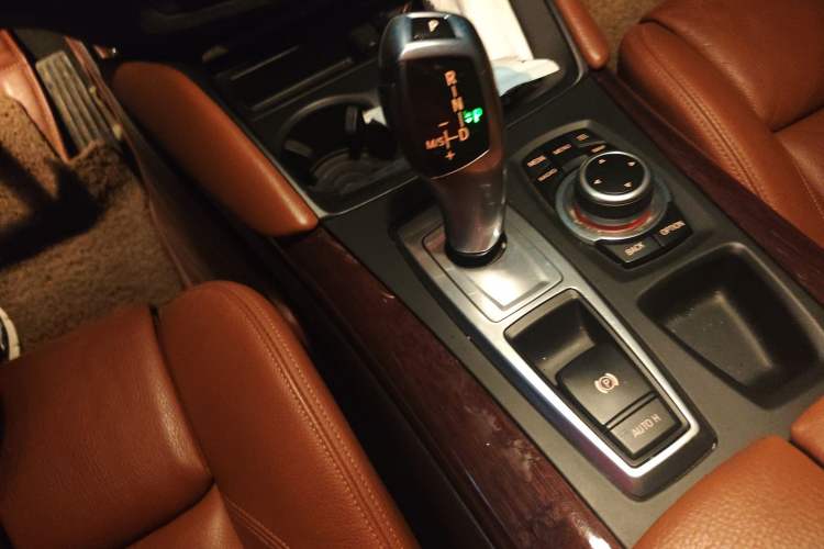 Used BMW X6 2014 xDrive35i Sport model Gear Lever