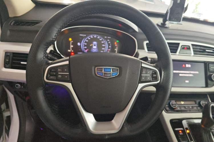 Used Geely Auto Emgrand X7 Sport 2018 1.8TD Automatic Two-Wheel Drive Smart Connect 4G Internet Edition