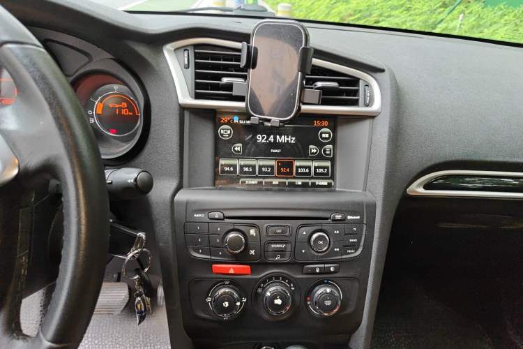 Used Citroen C4L 2014 1.8L Intelligent Drive Automatic Enjoyment Model
