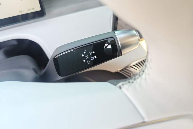 Used XPeng X9 2025 650 Long-Range Max