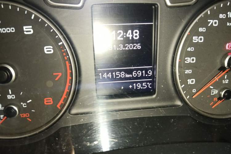 Used Audi Q3 2015 30 TFSI Comfort Model
