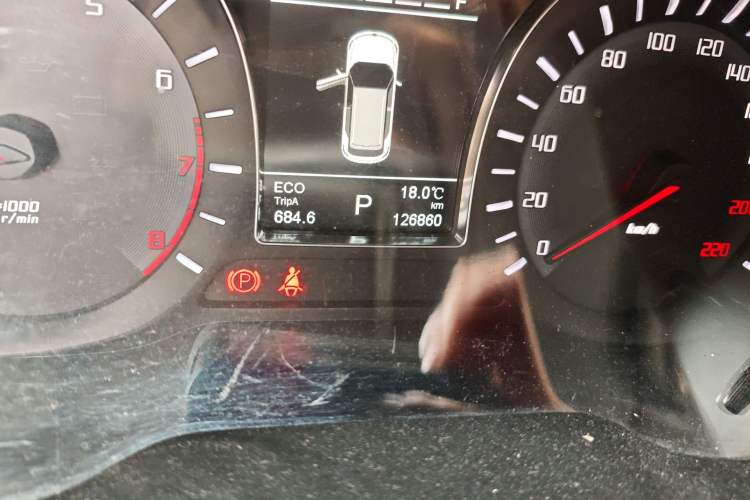 Used GAC Trumpchi GS4 2017 235T Automatic Two-Wheel Drive Luxury Smart Connectivity Version Odometer Close Up