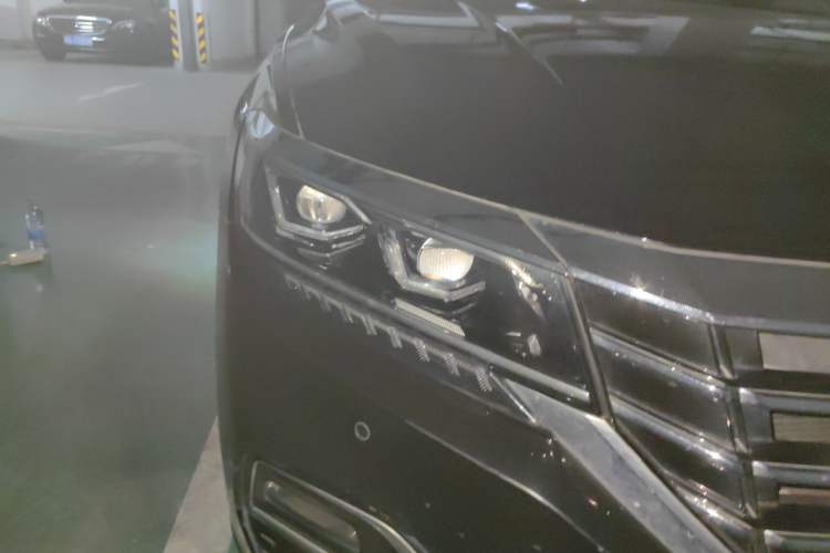 Used Volkswagen Passat 2019 330TSI Luxury Edition China VI Standard