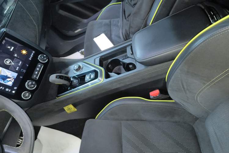 Used Lynk & Co 03 2021 03+ 2.0TD Automatic Wind-Chasing Edition
