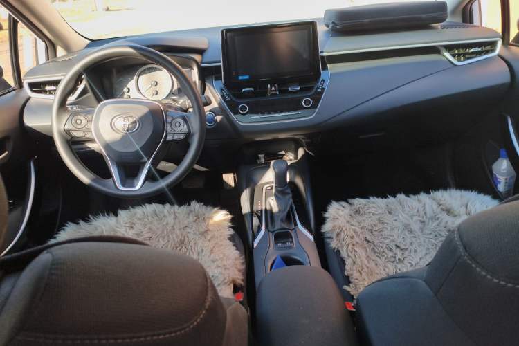 Used Toyota Corolla 2021 Dual-Motor 1.8L E-CVT Elite Edition