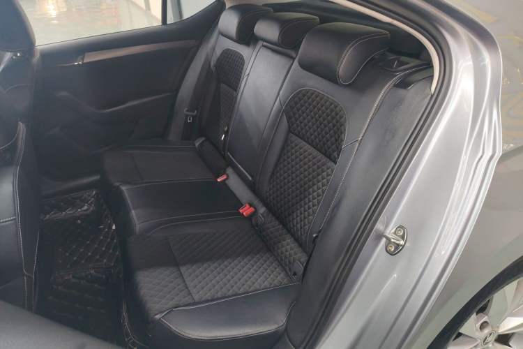 Used Skoda Superb 2016 TSI330 DSG Innovation Edition
